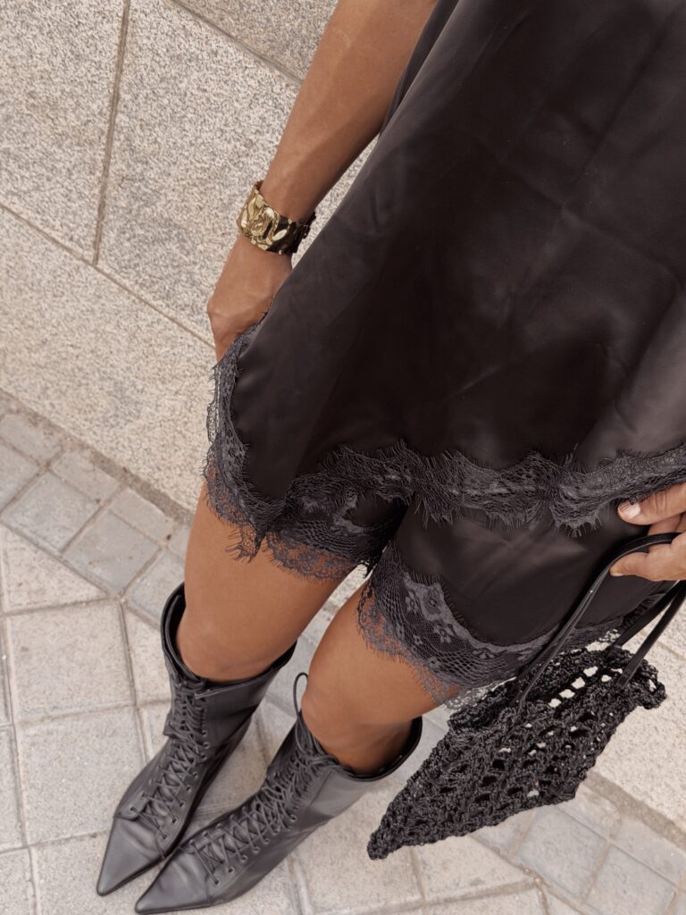 short lace